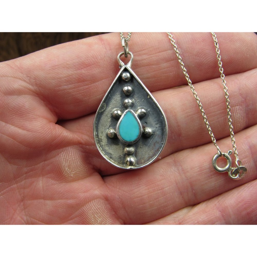18" Sterling Silver Heavily Tarnished Blue Inlay Pendant Necklace Vintage - Picture 2 of 7